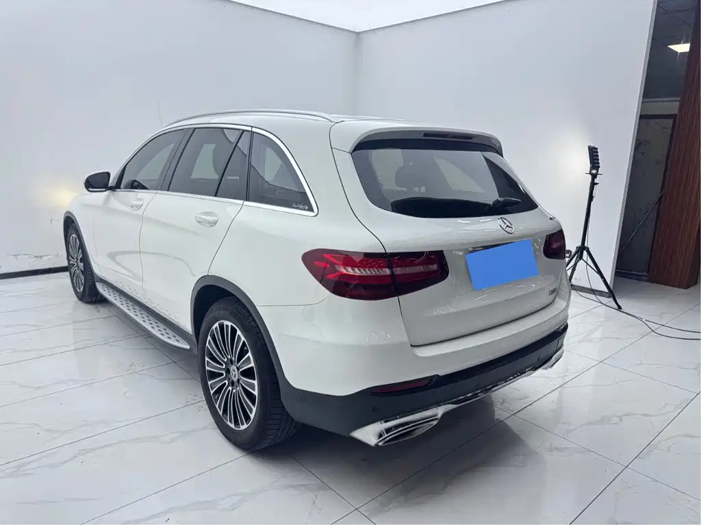 Mercedes-Benz GLC — миниатюра 10