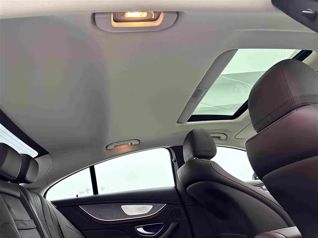 Mercedes-Benz CLS — миниатюра 22