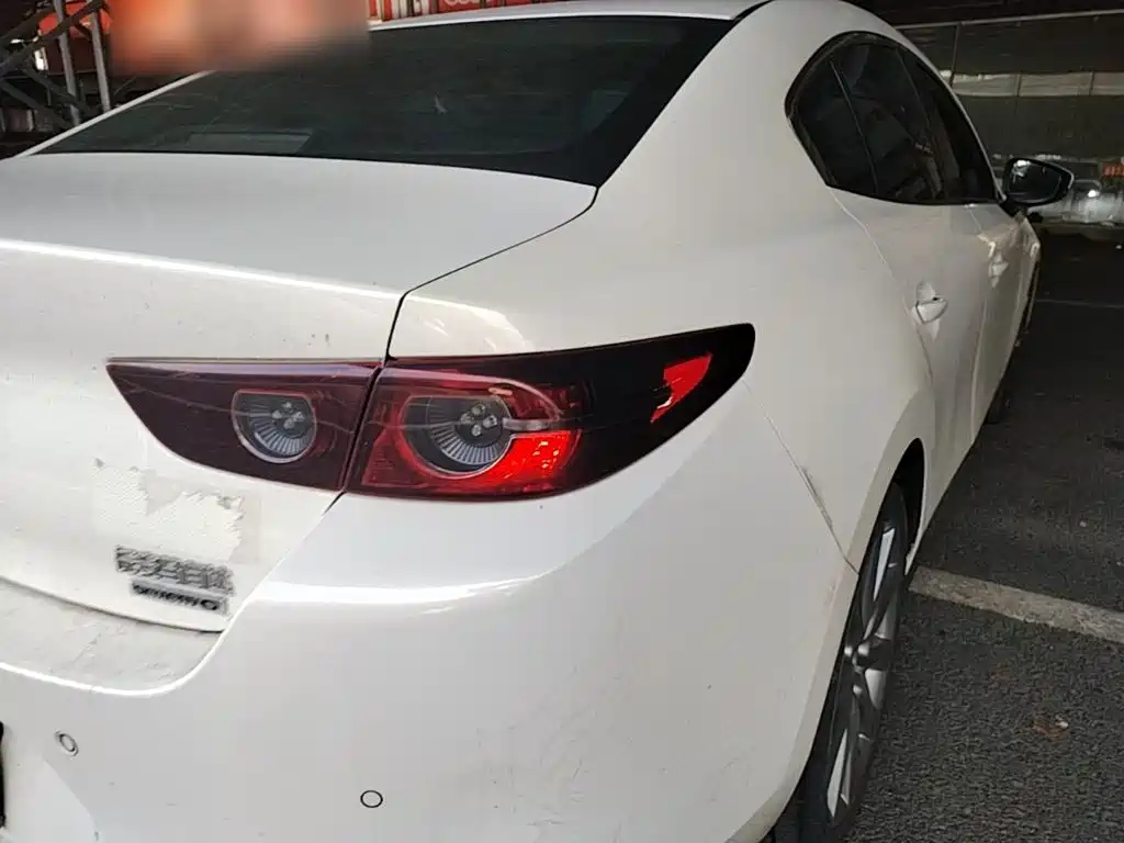 Mazda 3 Axela — миниатюра 8