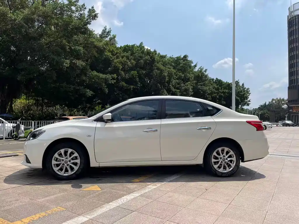 Nissan Sylphy — миниатюра 4