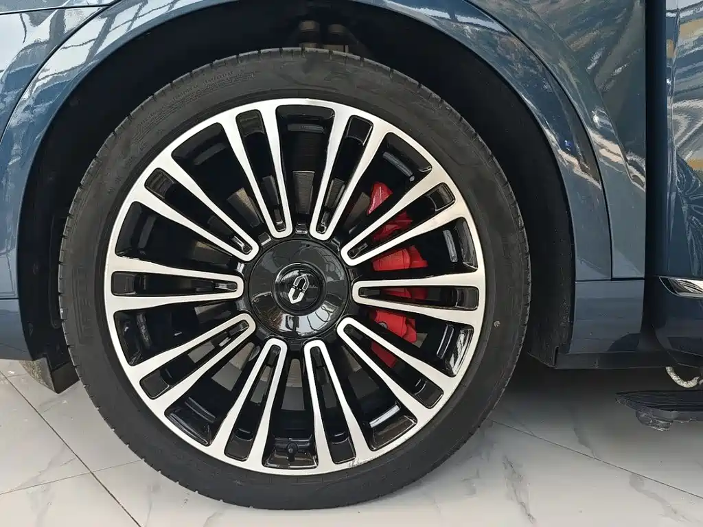 AITO ASK THE WORLD M9