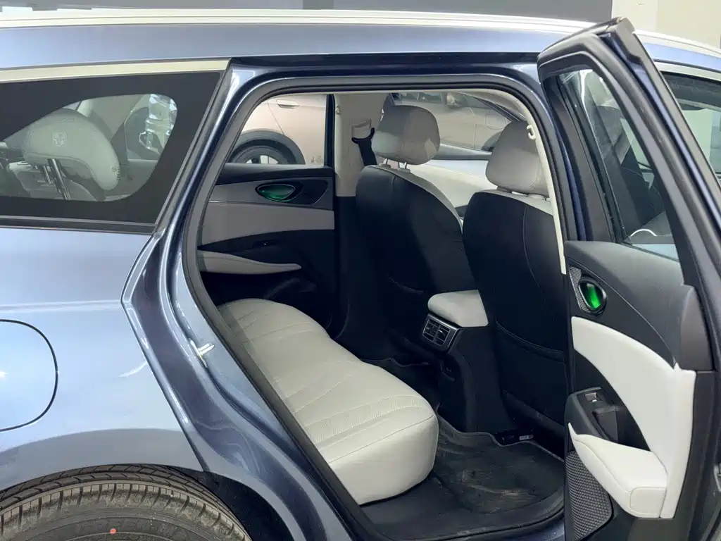 BYD Seal 06 DM-i Touring — миниатюра 9