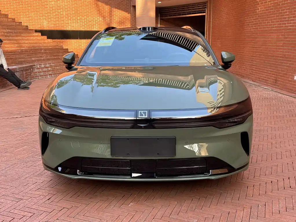 ZEEKR EXTREME KRYPTON 007GT