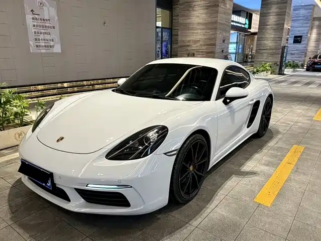 Porsche 718 2018 Cayman 2.0 T — фото 1