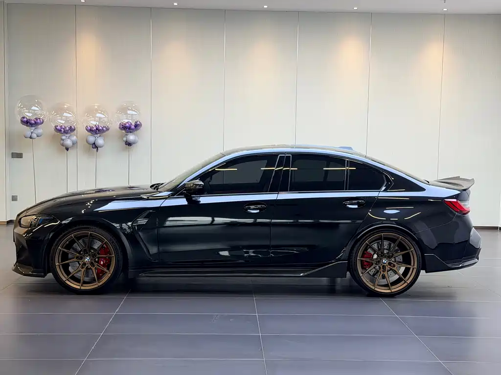 BMW M3 2024 M3