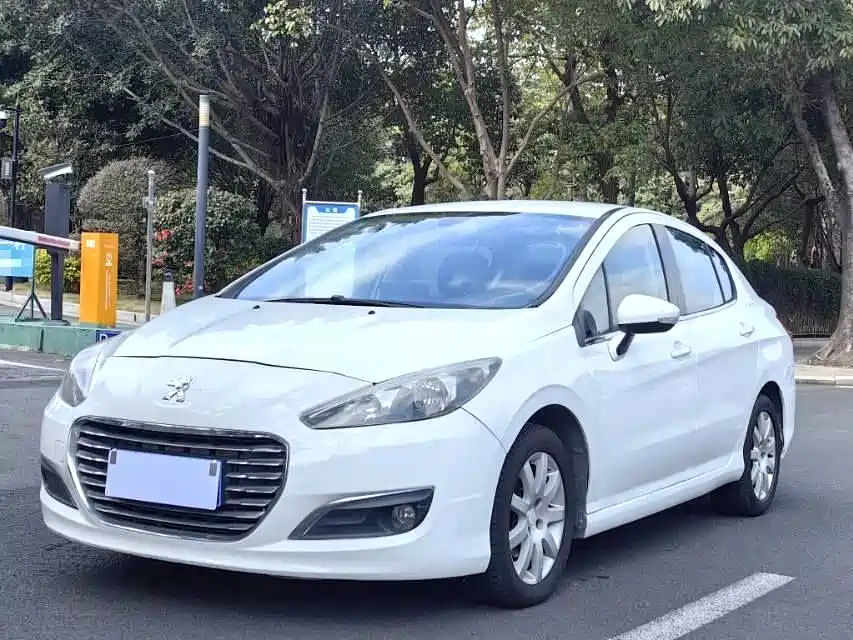 Peugeot 308 2014