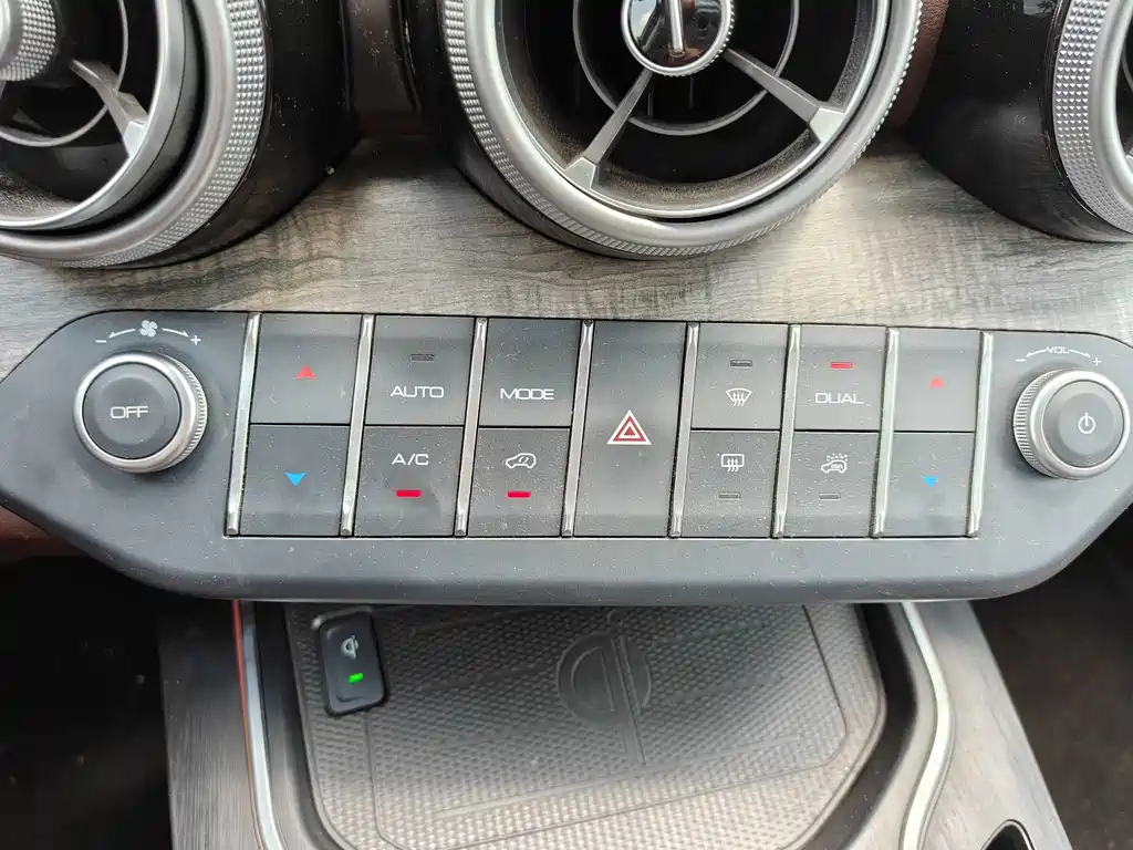 Wey Wey VV7 — миниатюра 22