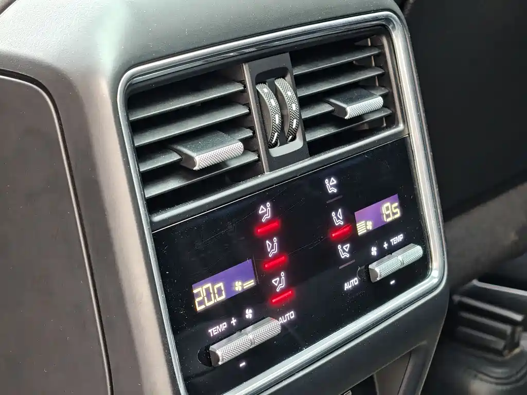 PORSCHE CAYENNE NEW ENERGY