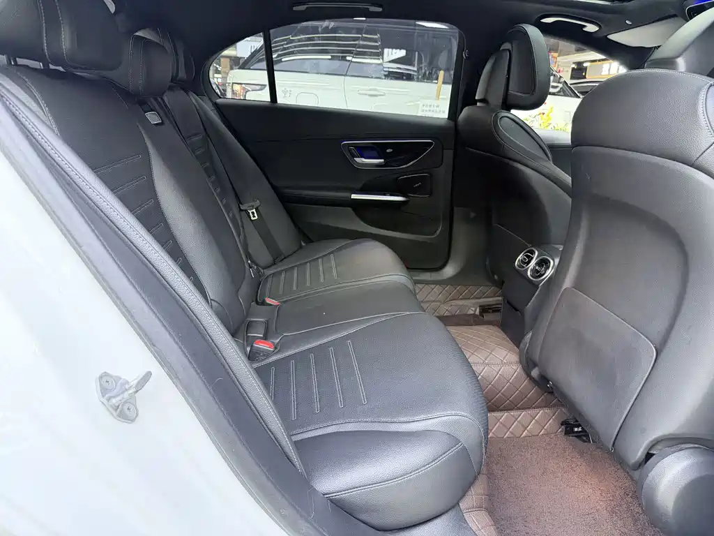 Mercedes-Benz C-Class 2022 — фото 10