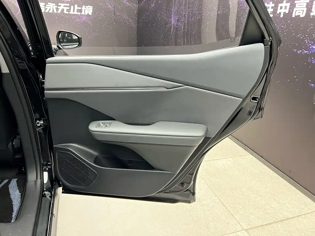 Toyota bZ3 — миниатюра 21