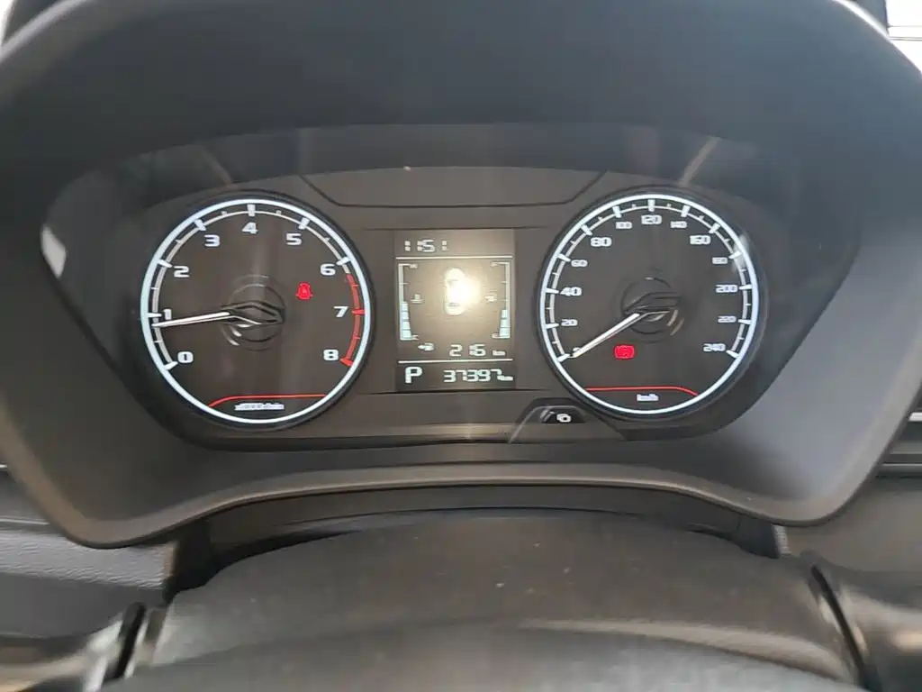 Geely Vision X3 — миниатюра 12