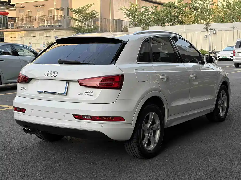 Audi Q3 — миниатюра 6