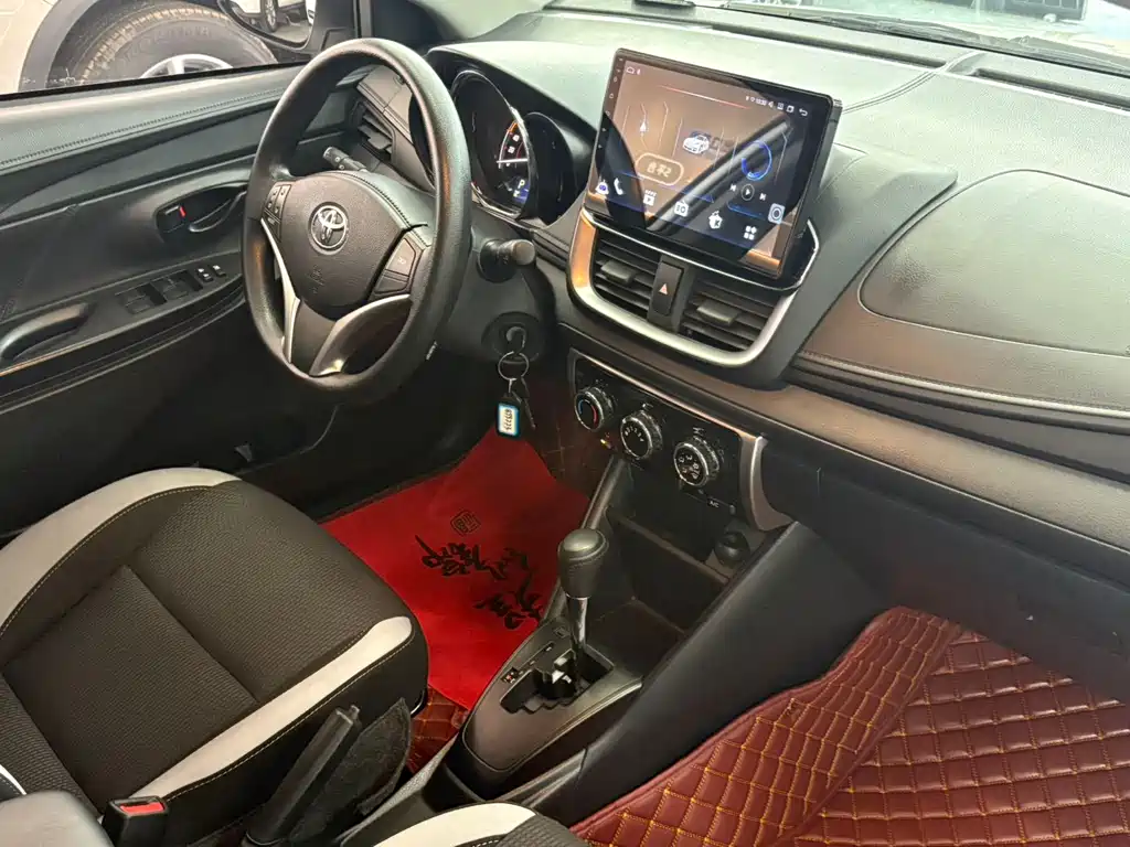 TOYOTA YARIS L ZHIXUAN