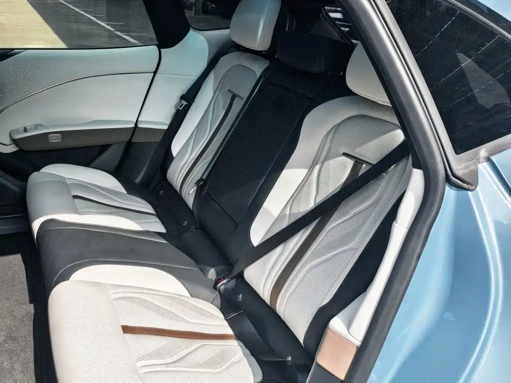 Zeekr Крайний Криптон 007 GT — миниатюра 16