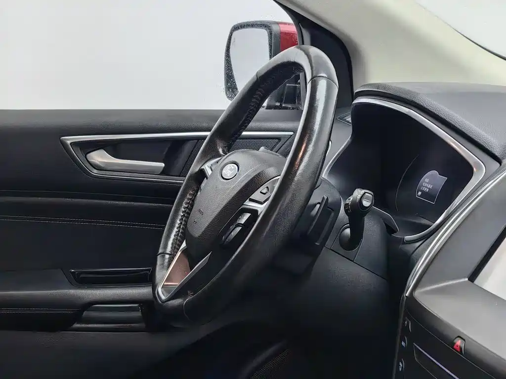 Ford Edge — миниатюра 22
