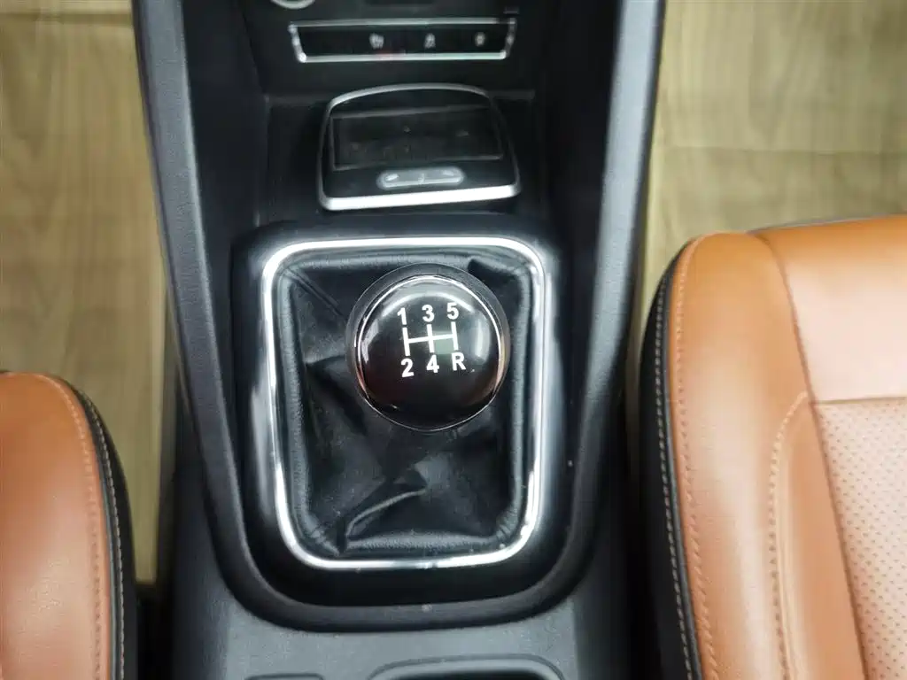 CHANGAN CHANGAN AUCHAN CX70