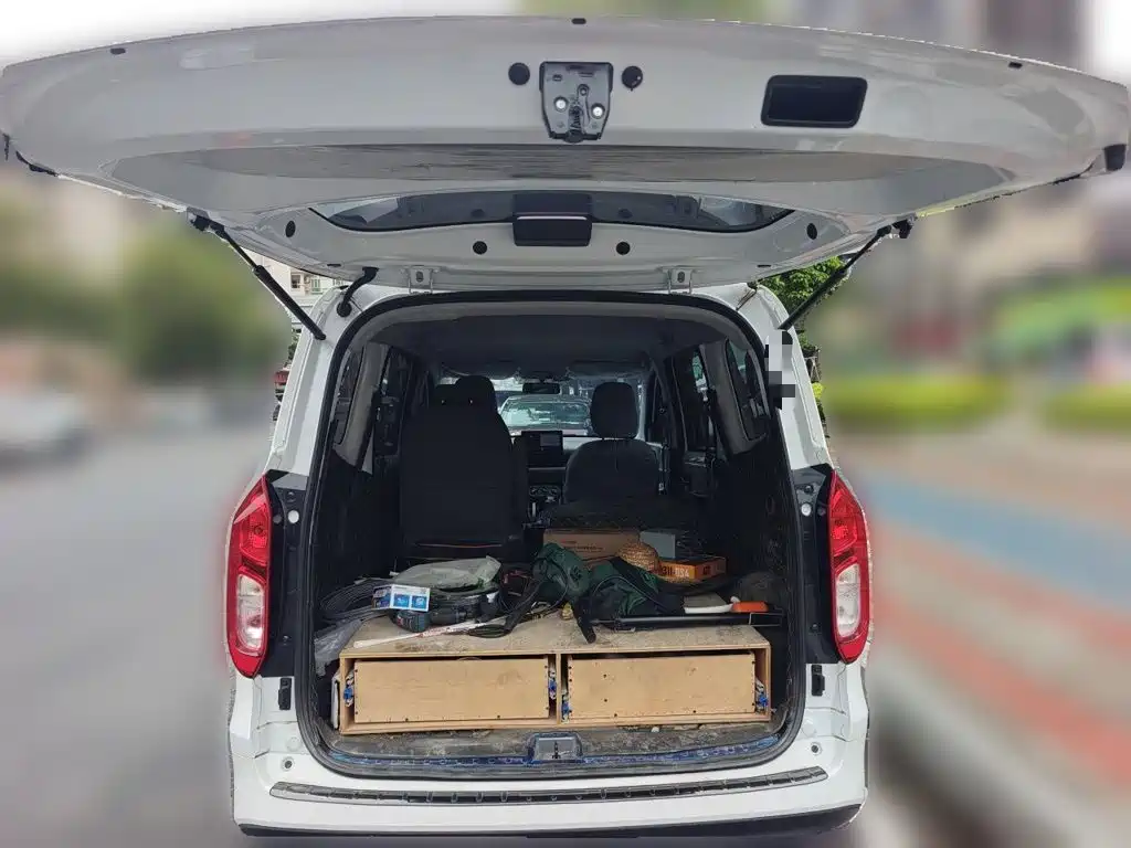 Wuling Hongguang EV — миниатюра 15