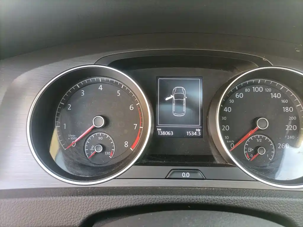 Volkswagen Golf — миниатюра 12