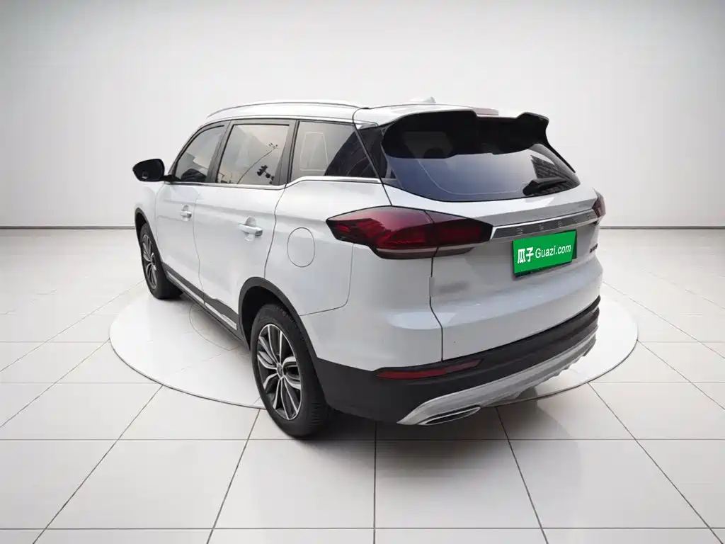 Geely Boyue — миниатюра 4