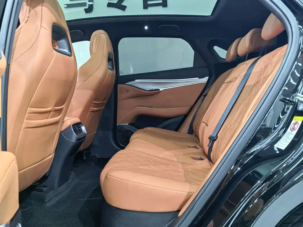 BYD Seal 07 EV — миниатюра 19