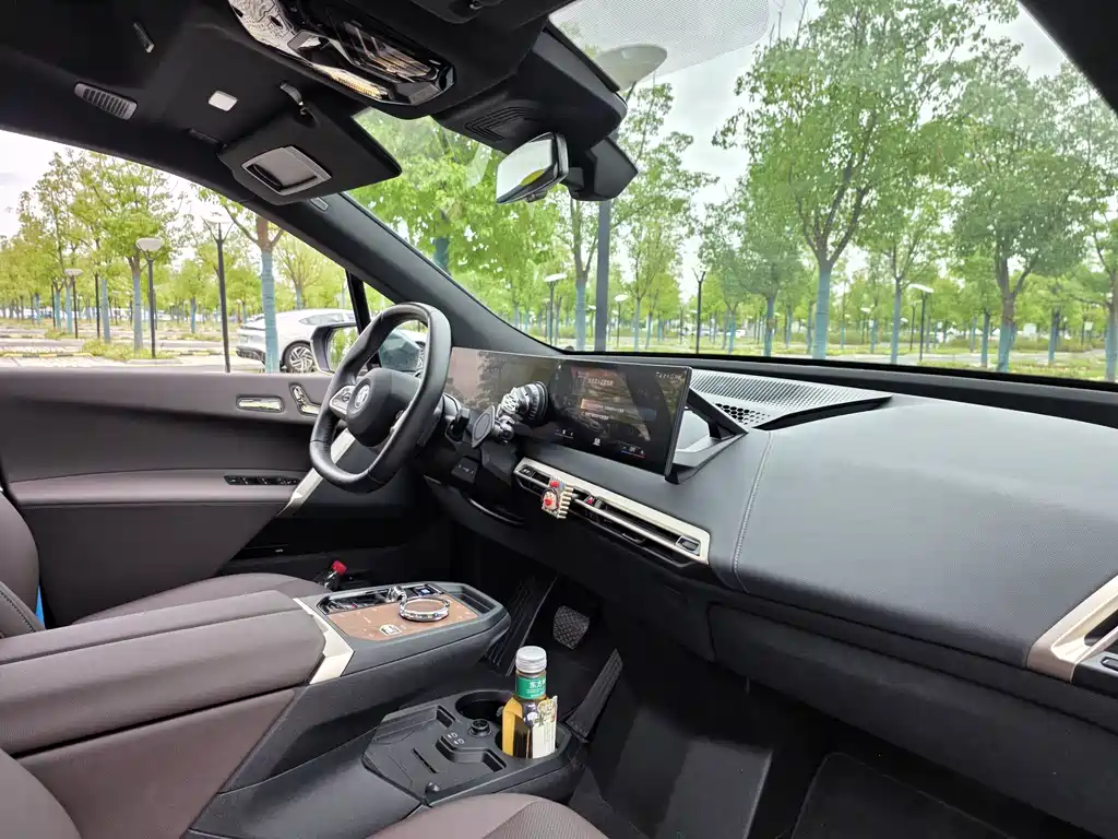 BMW iX — миниатюра 20