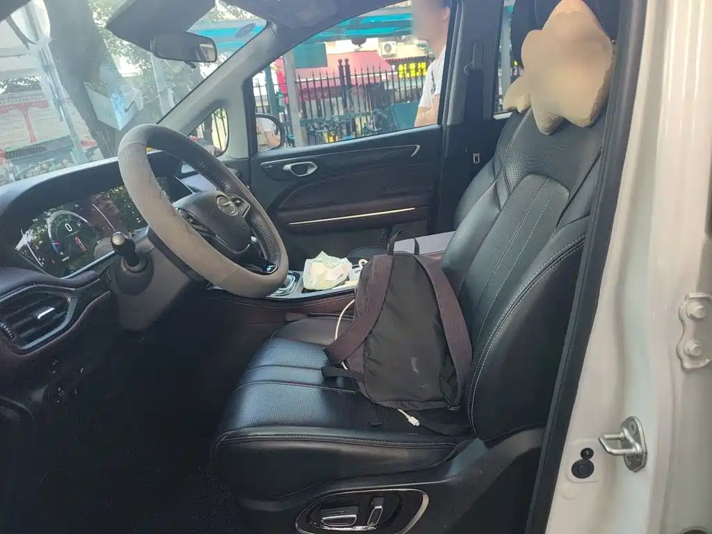 GAC Motor Trumpchi M6 — миниатюра 8