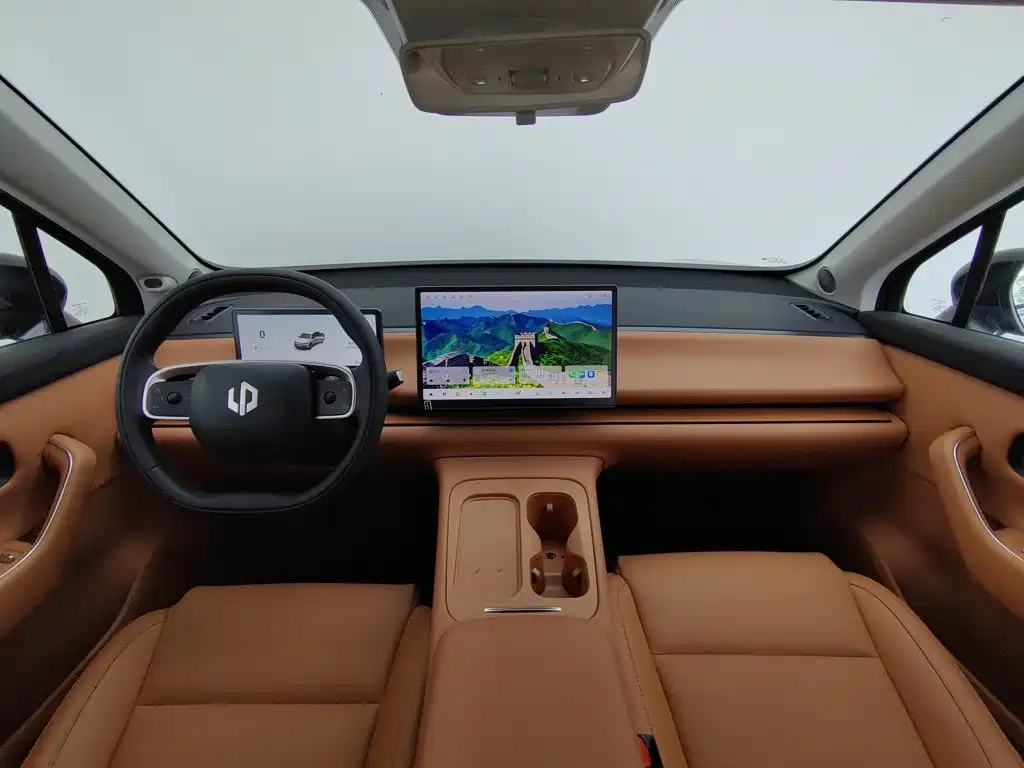 Leapmotor Leapmotor C10 — миниатюра 5