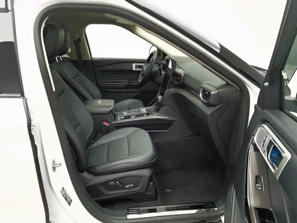 Ford Explorer — миниатюра 23