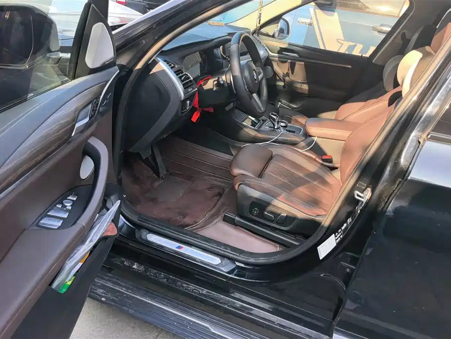 BMW X3 2023 xDrive30i Lead M