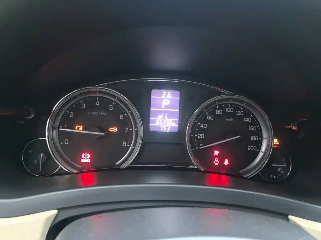 Suzuki Alivio — миниатюра 7