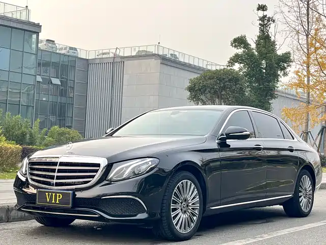 MERCEDES-BENZ E CLASS 2020