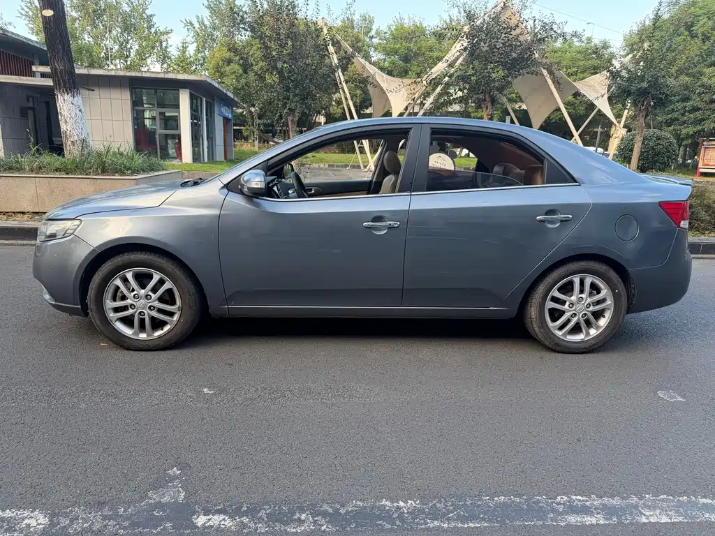 Kia Forte — миниатюра 9