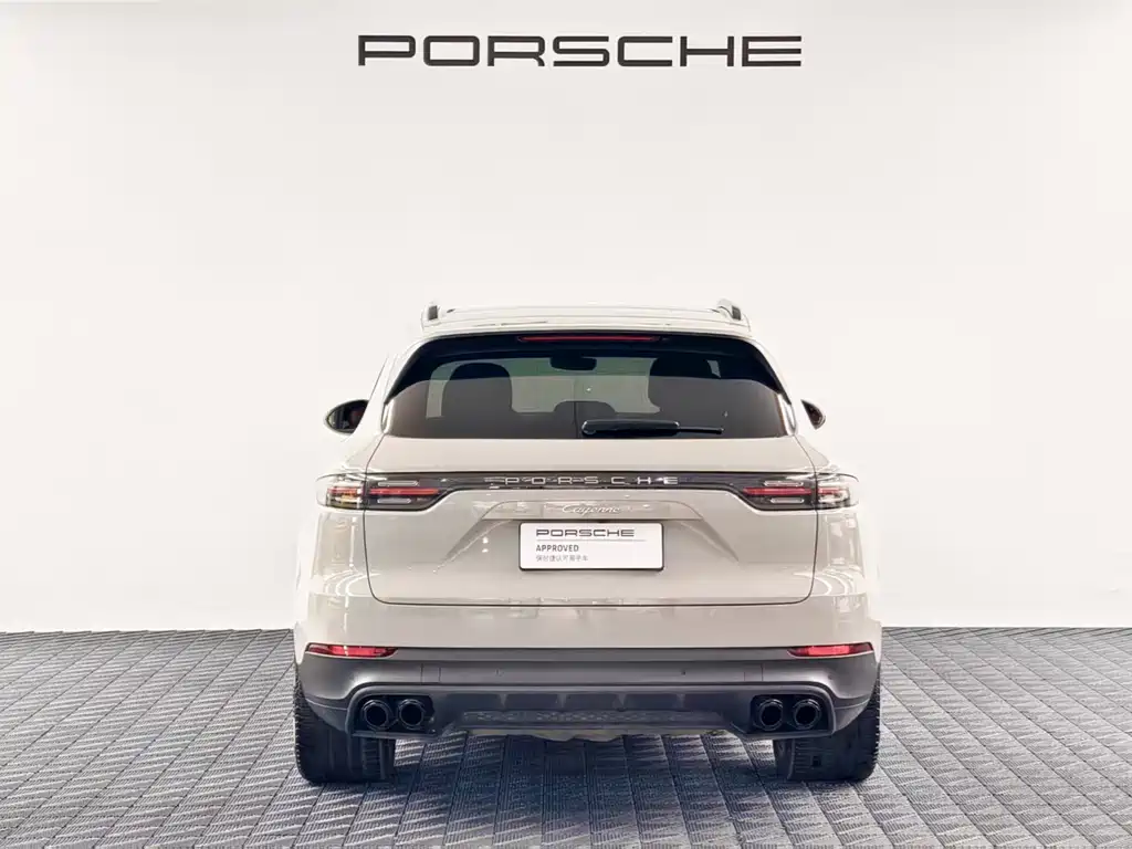 Porsche Cayenne — миниатюра 5