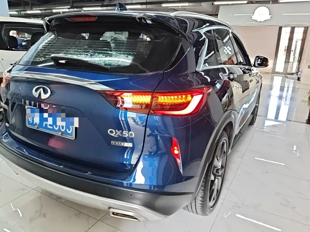 Infiniti QX50 — миниатюра 7