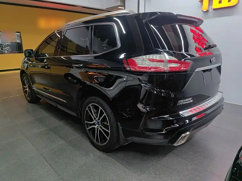 Ford Edge — миниатюра 5