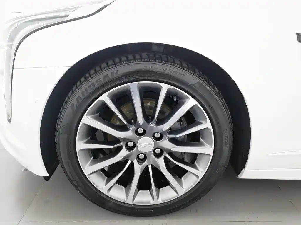 Cadillac CT6 — миниатюра 17