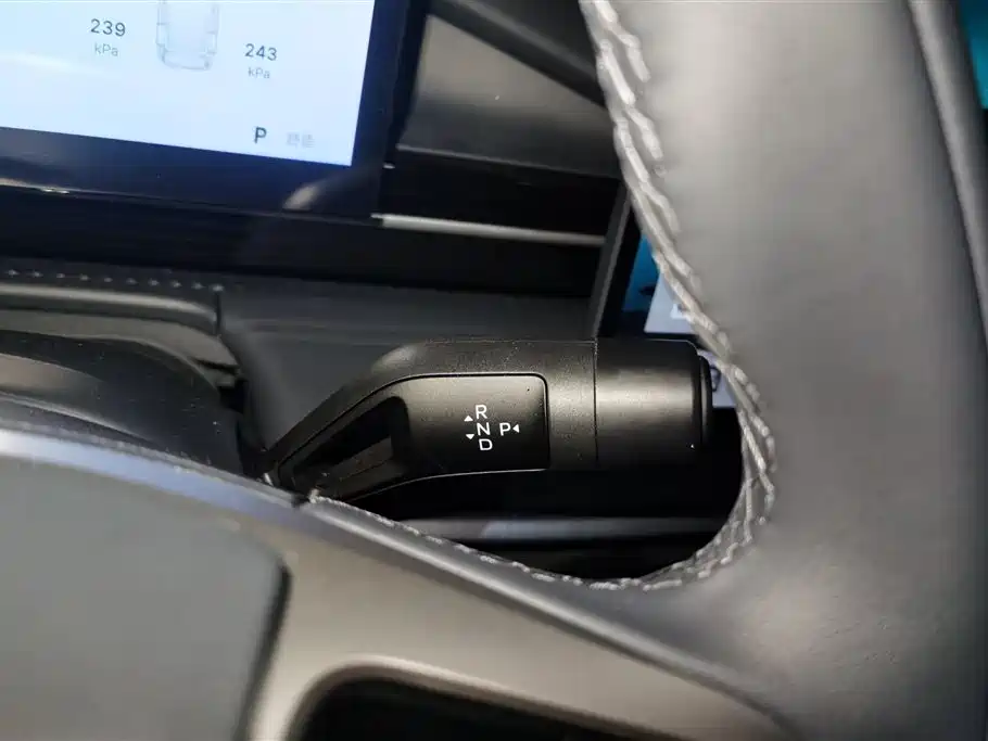 GEELY GALAXY GALAXY E5