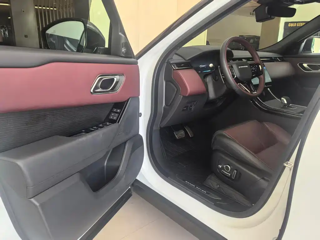 Land Rover Velar — миниатюра 10