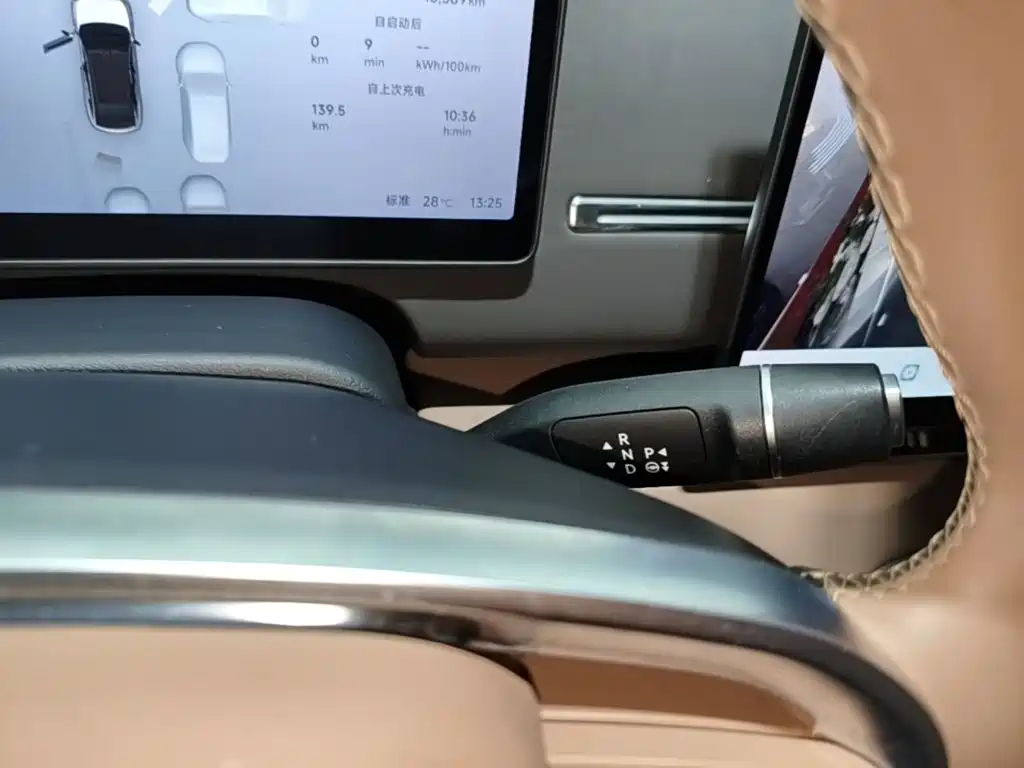 Leapmotor Leapmotor C11 — миниатюра 14