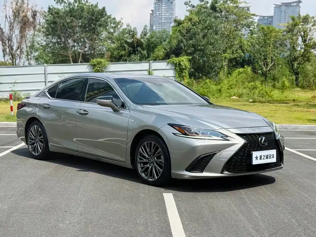 Lexus ES — миниатюра 3