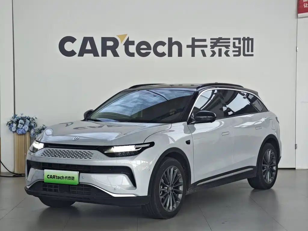 2025 Leapmotor C11 - zdjęcie 1 z 17