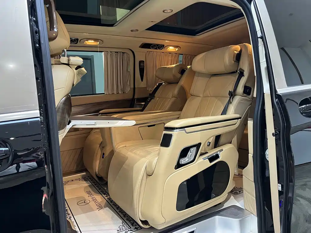 MERCEDES-BENZ V CLASS