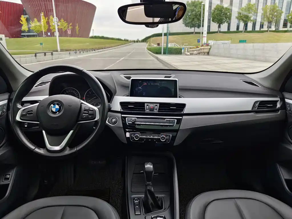BMW X1 — миниатюра 9