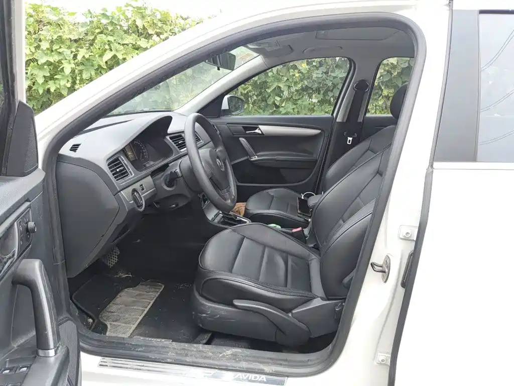 Volkswagen Lavida — миниатюра 17
