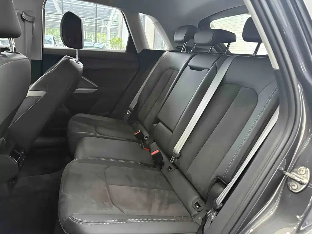 Audi Q3 — миниатюра 18