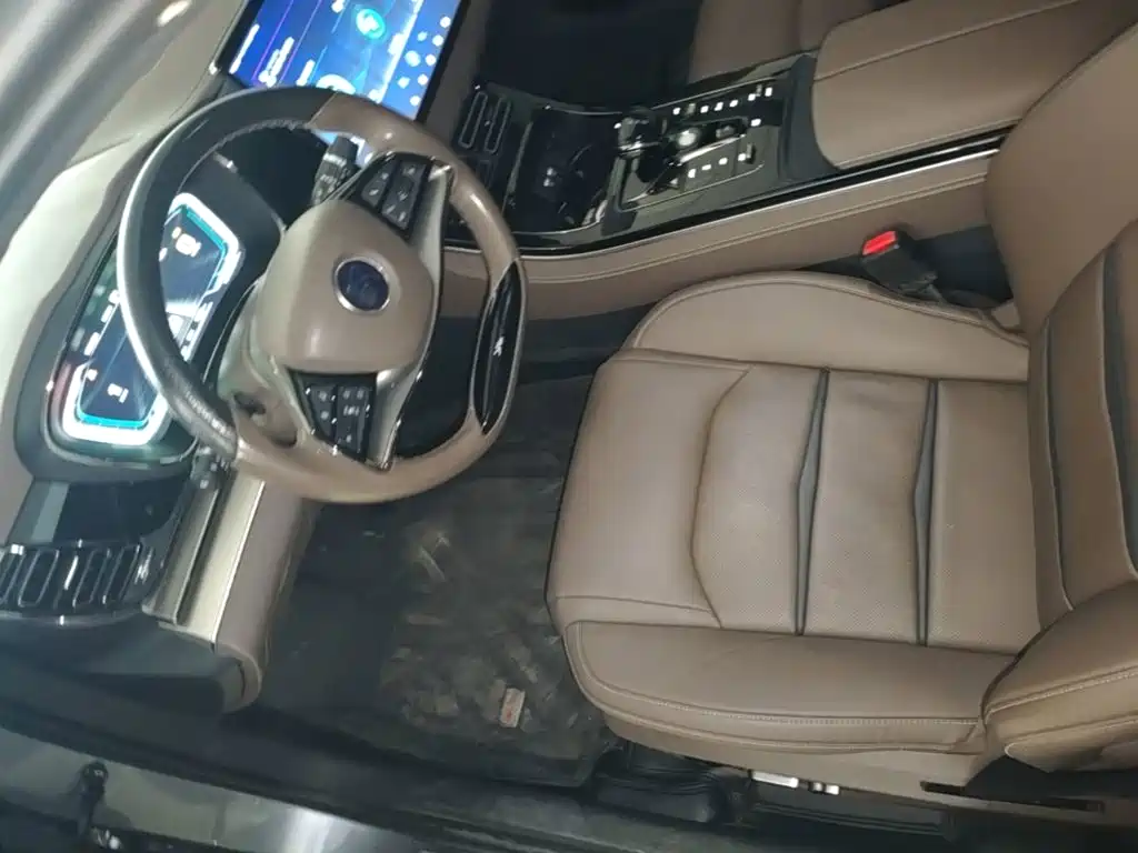 BYD Han — миниатюра 16