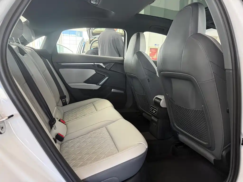 Audi A3 2025 A3L Limousine 35TFSI Premium + Luxury