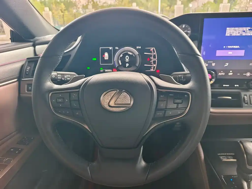 Lexus ES — миниатюра 6