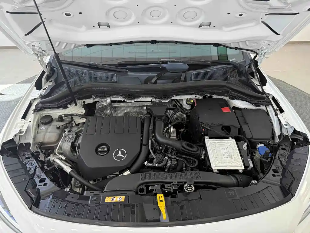Mercedes-Benz GLA — миниатюра 19