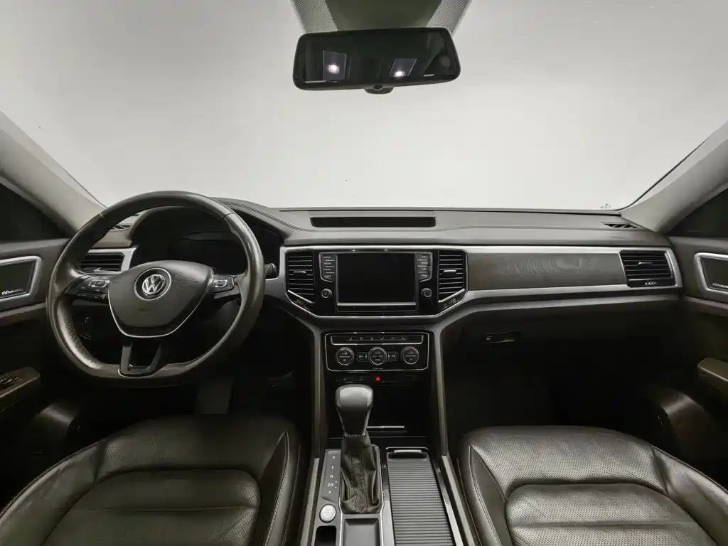 Volkswagen Teramont — миниатюра 5